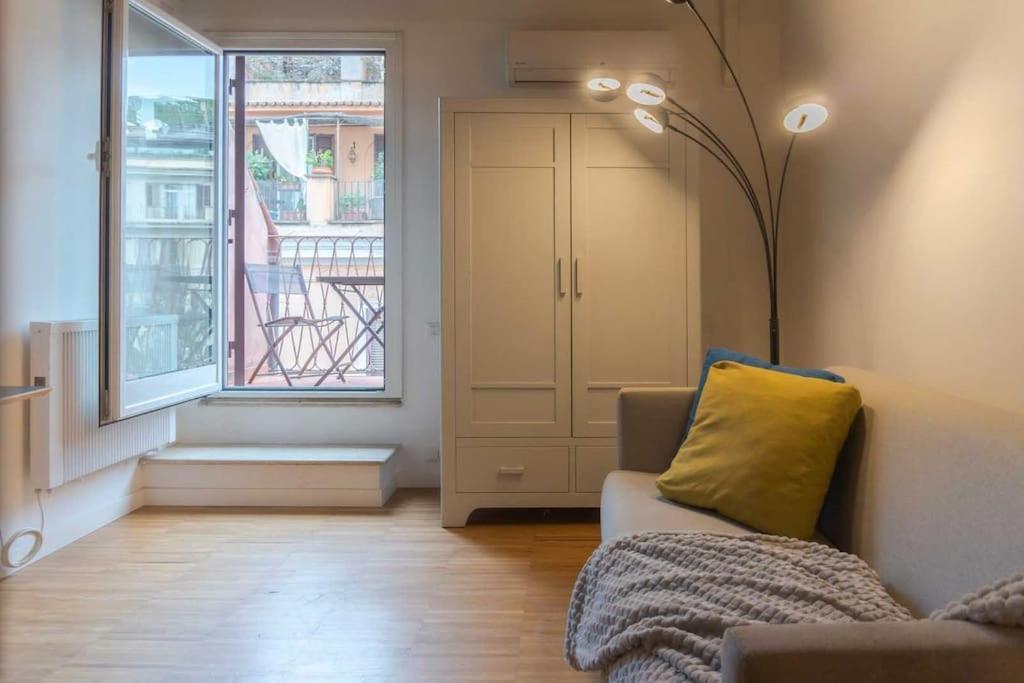 Appartement Art Atelier Terrazza Borgo à Rome Extérieur photo